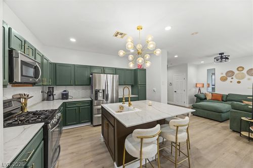 7484 Butterton Ct, Las Vegas, NV, 89139-5355 | Card Image