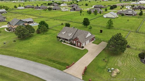 16835 11th West Ave, Glenpool, OK, 74033-4203 | Card Image