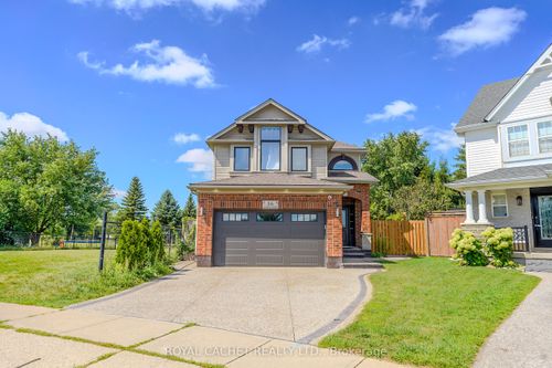 36 Calvin Crt, Cambridge, ON, N3C4J5 | Card Image