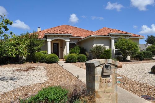 2146 Hedgestone, Fredericksburg, TX, 78624-2925 | Card Image