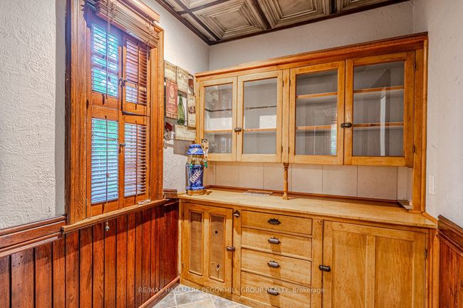 210 Bradford St, Home with 0 bedrooms, 1 bathrooms and 4 parking in Barrie ON | Image 7