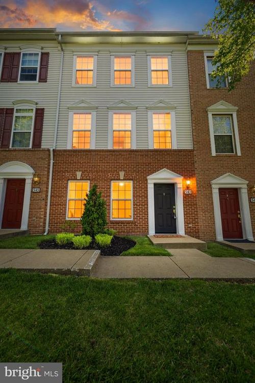543 Ensemble Ct, COCKEYSVILLE, MD, 21030-1911 | Card Image