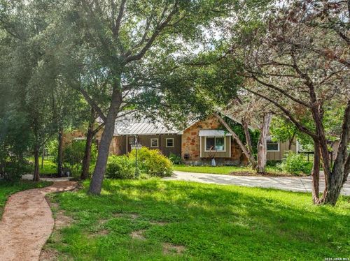 11154 Moorway, Helotes, TX, 78023-2007 | Card Image