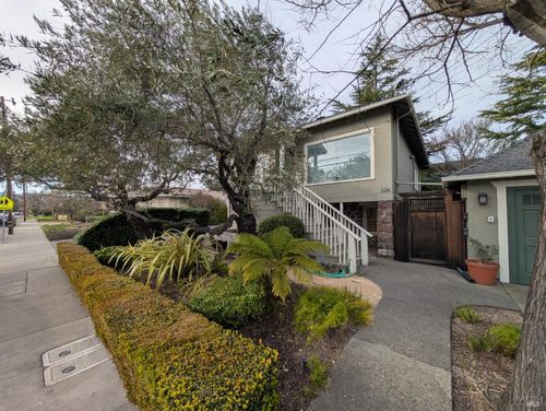 226 W Spain St, Sonoma, CA, 95476-5697 | Card Image