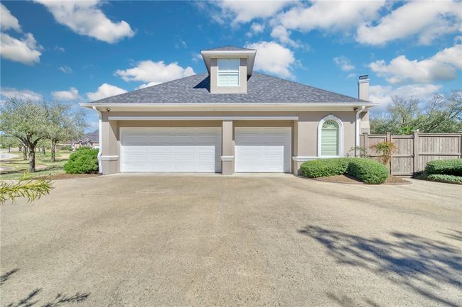 4200 Serrano Ct, House other with 5 bedrooms, 5 bathrooms and null parking in Bryan TX | Image 38