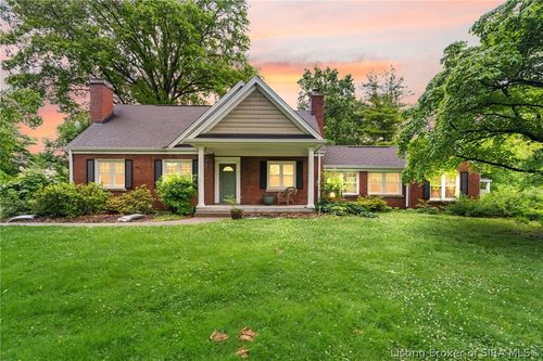 1823 Utica Pike, Jeffersonville, IN, 47130-4818 | Card Image