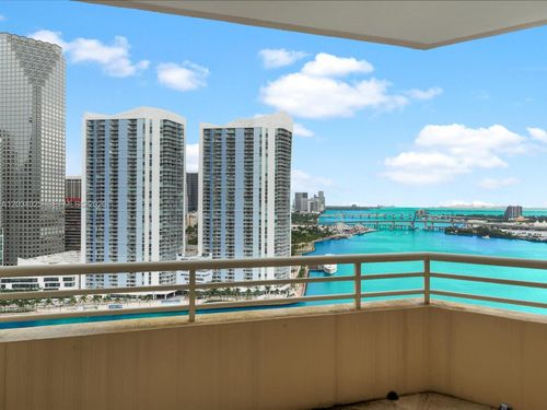 2510-888 Brickell Key Dr, Miami, FL, 33131-2600 | Card Image
