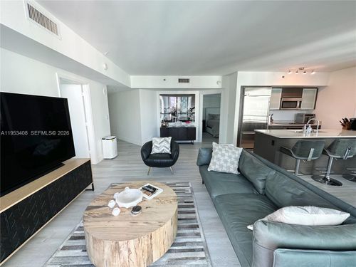 1601-55 Se 6th St, Miami, FL, 33131 | Card Image