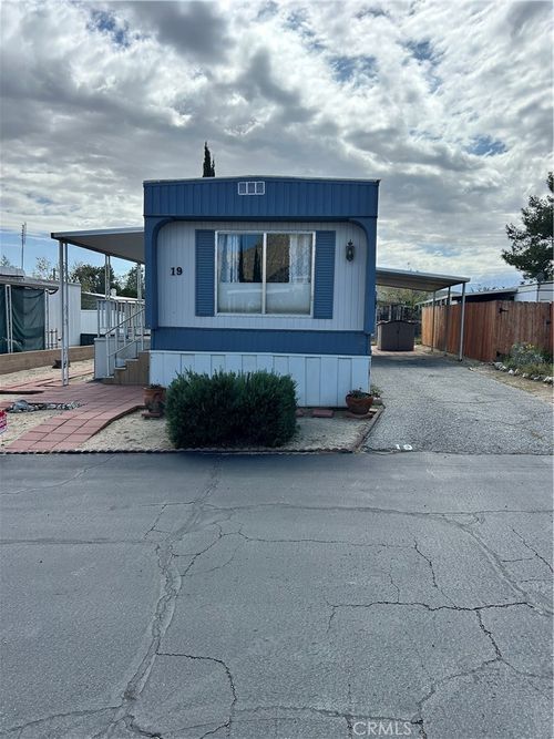 spc-19-10888 West Dr, Morongo Valley, CA, 92256-9538 | Card Image