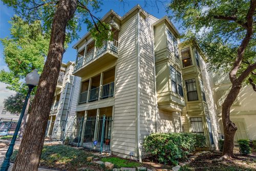 apt-316-3105 San Jacinto St, Dallas, TX, 75204-5556 | Card Image