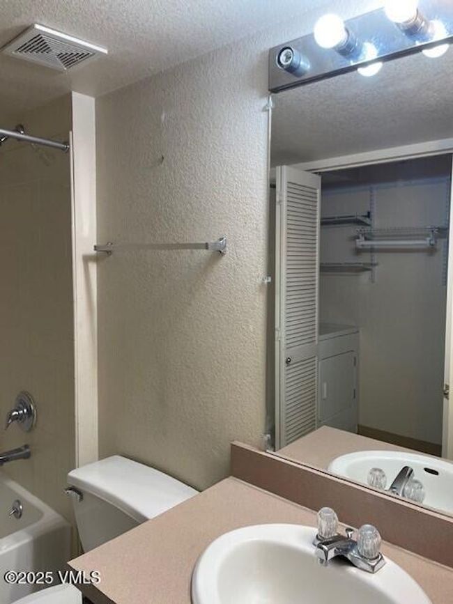 F-202 - 127 Jules Way, Condo with 2 bedrooms, 2 bathrooms and 2 parking in Gypsum CO | Image 8