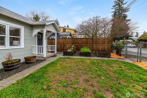 1046 Ne 97th Street, Seattle, WA, 98115 | Card Image