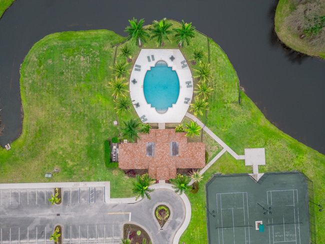 139 Se Via Bisento, House other with 3 bedrooms, 2 bathrooms and null parking in Port St. Lucie FL | Image 48