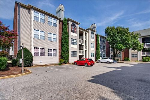 205-418 Delaware Ave, Norfolk, VA, 23508-2845 | Card Image