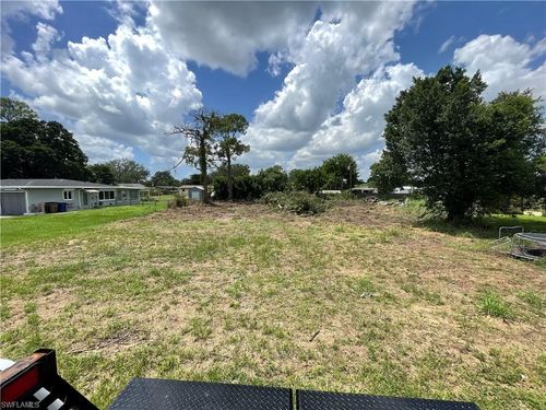 23 Louisiana Rd, LEHIGH ACRES, FL, 33936-6644 | Card Image