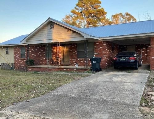 137 Carter Dr, Grove Hill, AL, 36451-3303 | Card Image