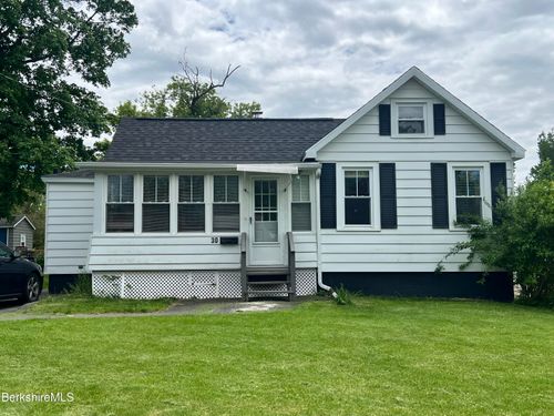 30 Anthony St, Adams, MA, 01220-1504 | Card Image