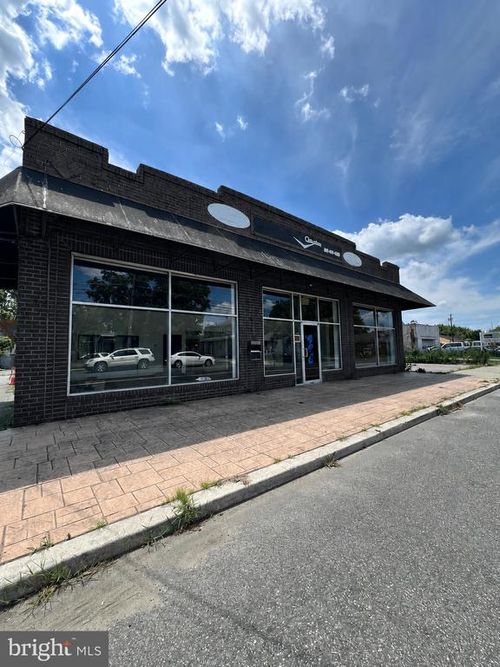 416 W Broad St, Paulsboro, NJ, 08066-1008 | Card Image