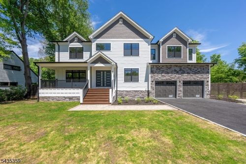21 Kuntz Ave, Berkeley Heights, NJ, 07922-1231 | Card Image