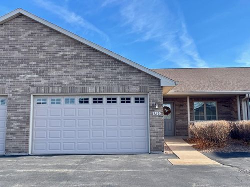 59-1319 Pond View Circle, LAWRENCE, WI, 54115 | Card Image
