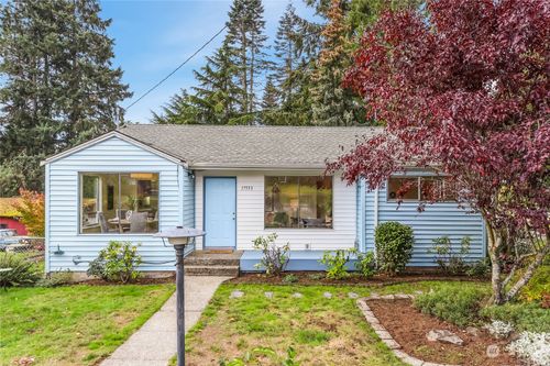 17553 11th Avenue Ne, Shoreline, WA, 98155 | Card Image