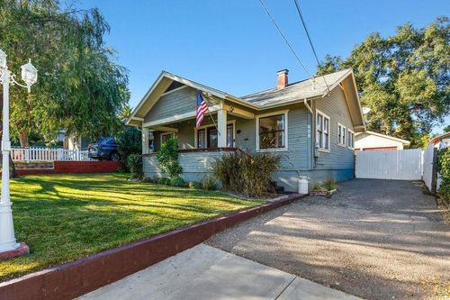 242 E 9th Ave, Escondido, CA, 92025 | Card Image