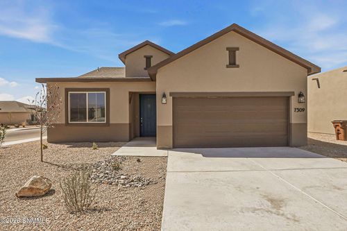 7309 Bedford Ave, Las Cruces, NM, 88012-8057 | Card Image