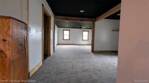 909 S Michigan Ave, Howell, MI, 48843-2666 | Card Image