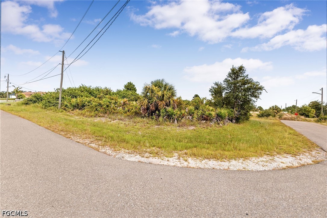 Land in Lehigh Acres 4