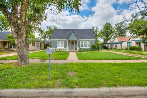 1113 Austin St, San Angelo, TX, 76903-7233 | Card Image