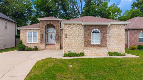 2240 Killington Dr, Clarksville, TN, 37040-0501 | Card Image