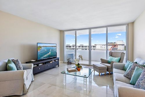 5170-2773 S Ocean Boulevard, Palm Beach, FL, 33480 | Card Image