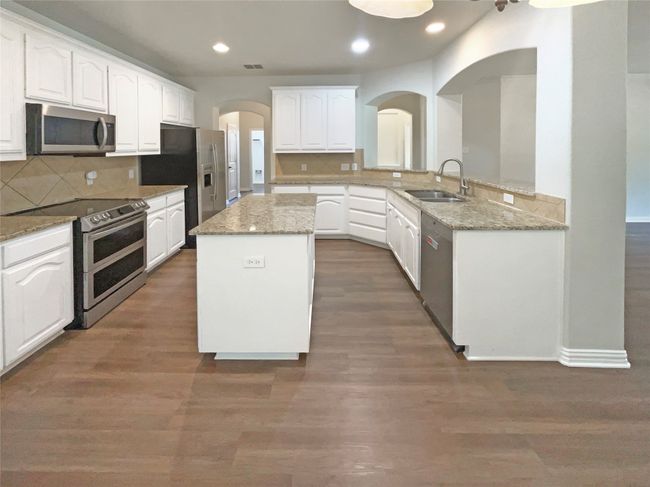 1005 Lake Hollow Dr, House other with 4 bedrooms, 4 bathrooms and null parking in Little Elm TX | Image 9