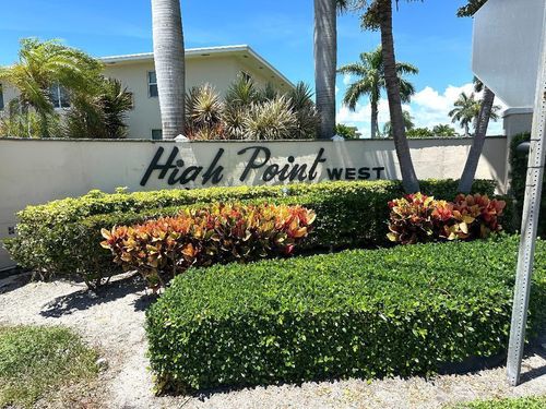 apt-a-135 South Blvd, Boynton Beach, FL, 33435-6876 | Card Image