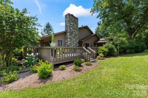 4 Governors Way, Asheville, NC, 28804-1902 | Card Image
