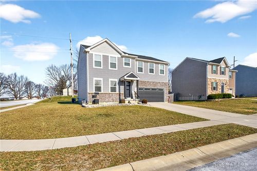 1001 Glen Kegley Dr, Xenia, OH, 45385-4277 | Card Image