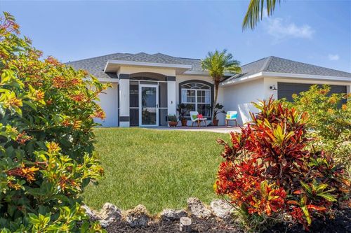 32 Oakland Hills Ct, ROTONDA WEST, FL, 33947-2235 | Card Image