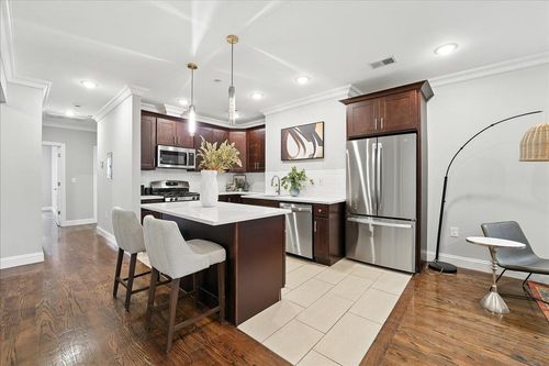 3-25 Saint Pauls Ave, Jersey City, NJ, 07306-1622 | Card Image