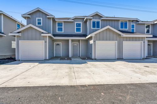 801-7239 Converse Ridge Ln, San Antonio, TX, 78239-2983 | Card Image