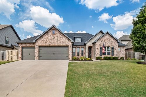 807 Bellmara Cir, Cave Springs, AR, 72718-5018 | Card Image