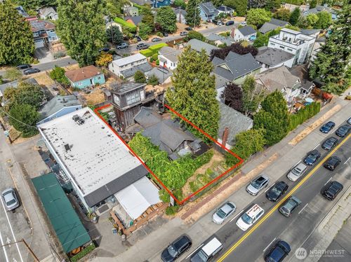652 Nw 85th St, Seattle, WA, 98117-3143 | Card Image