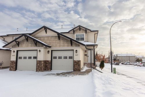 347 Addington Dr, Red Deer, AB, T4R3H7 | Card Image