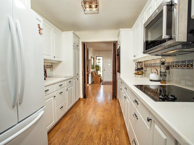 4748 Rimrock Rd, House other with 5 bedrooms, 4 bathrooms and null parking in Billings MT | Image 9