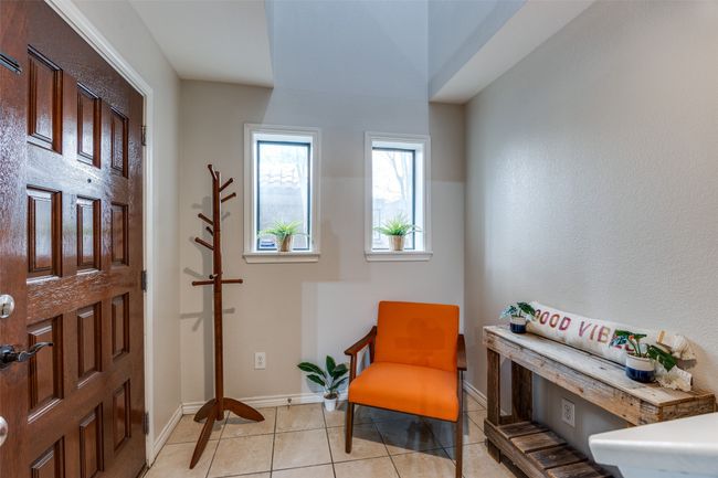 UNIT-16 - 13900 Noel Rd, Condo with 2 bedrooms, 2 bathrooms and null parking in Dallas TX | Image 4