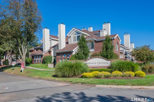 87-87 Carriage Crossing Ln, Middletown, CT, 06457-5830 | Card Image