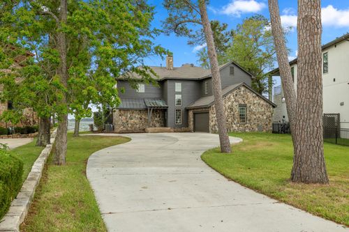 9116 Escondido Dr, Willis, TX, 77318-6614 | Card Image