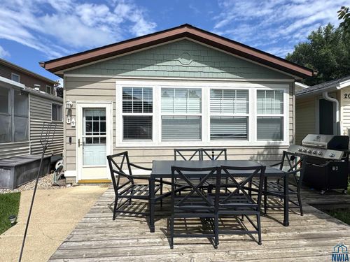 15964 Highway 86, Spirit Lake, IA, 51360-7401 | Card Image