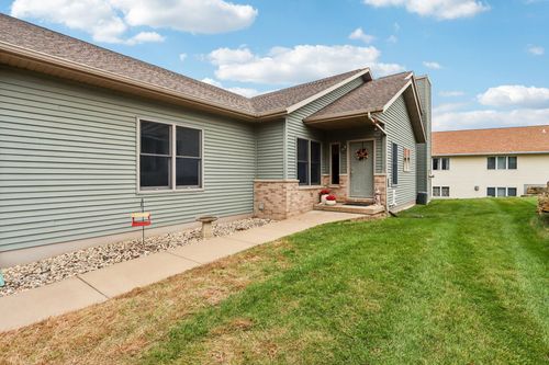113 Jennifer Circle, Mount Horeb, WI, 53572 | Card Image