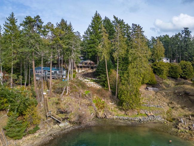 2779 Schooner Way, House other with 3 bedrooms, 1 bathrooms and 3 parking in Pender Island BC | Image 6