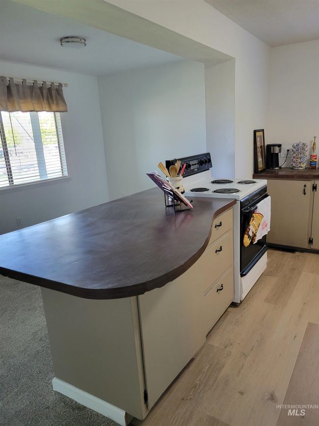 928 S Buchanan St, House other with 3 bedrooms, 1 bathrooms and 1 parking in Jerome ID | Image 6
